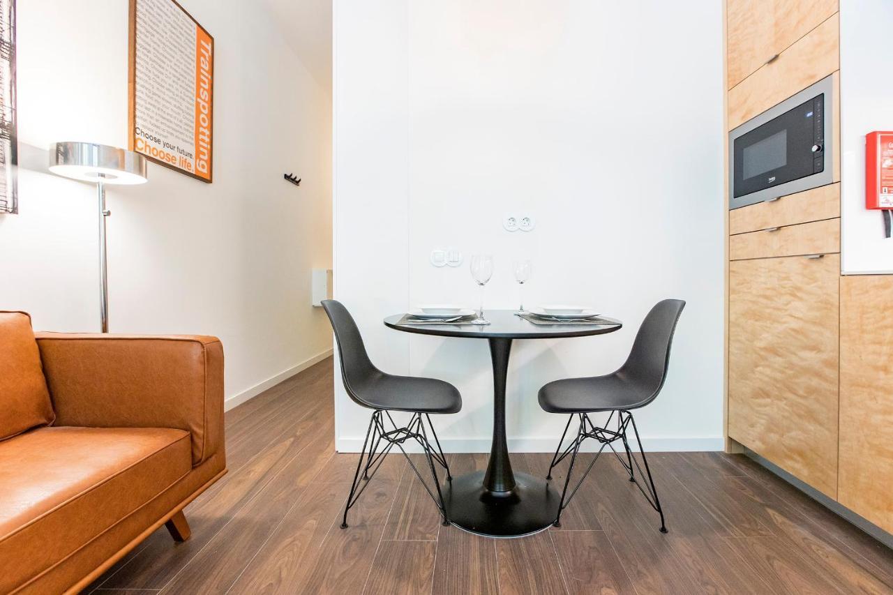 Bakers Square Studio W/ Ac By Lovelystay Porto Eksteriør billede